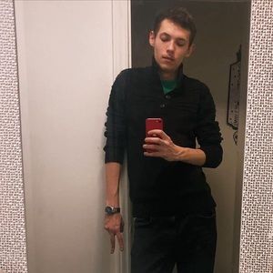 Meet your Posher, Ethan